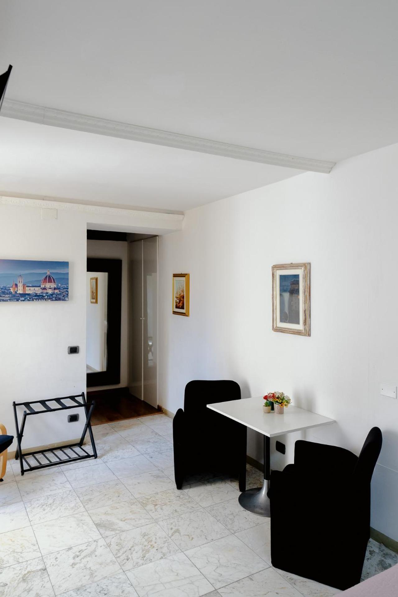 11 Duomo - Monolocale Caratteristico Διαμέρισμα Φλωρεντία Εξωτερικό φωτογραφία